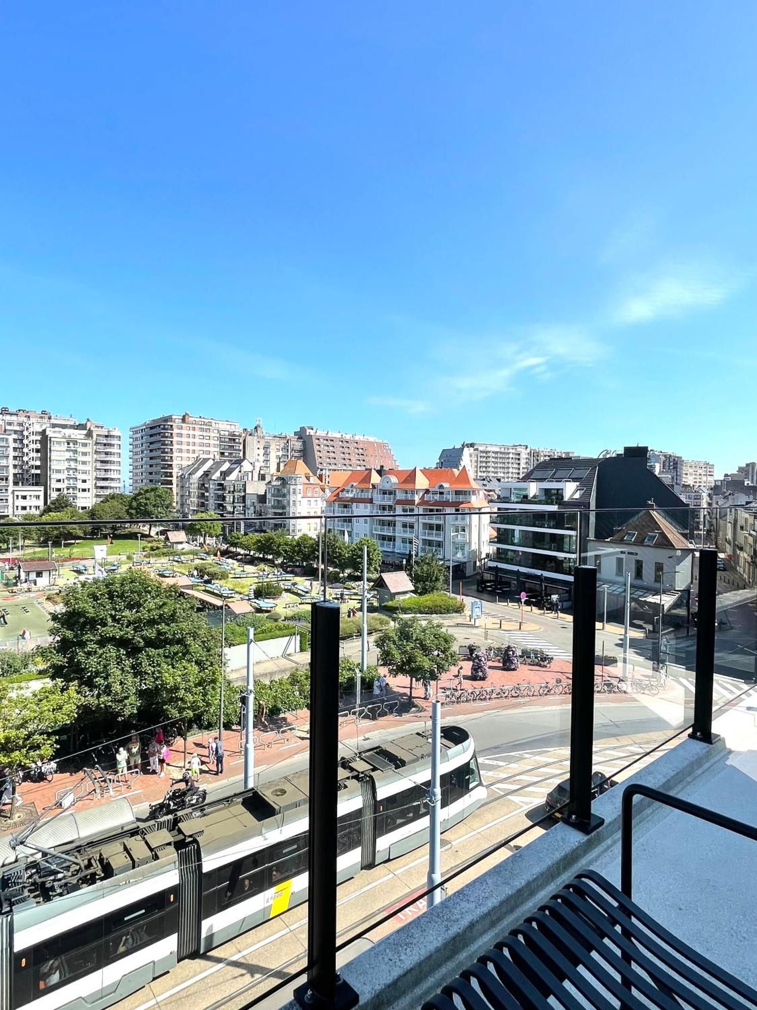 Molo Roof - Stylish Penthouse With Marina View Blankenberge Within Walking Distance From The Sea - 15 Km From Bruges Apartment Luaran gambar